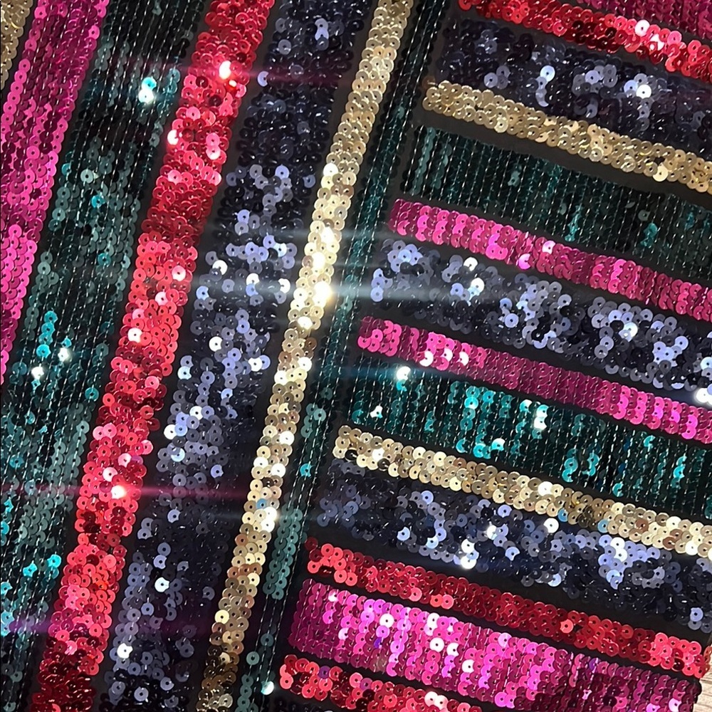 Sequin Striped Holiday Tank Top NWT Small - Picture 2 of 5